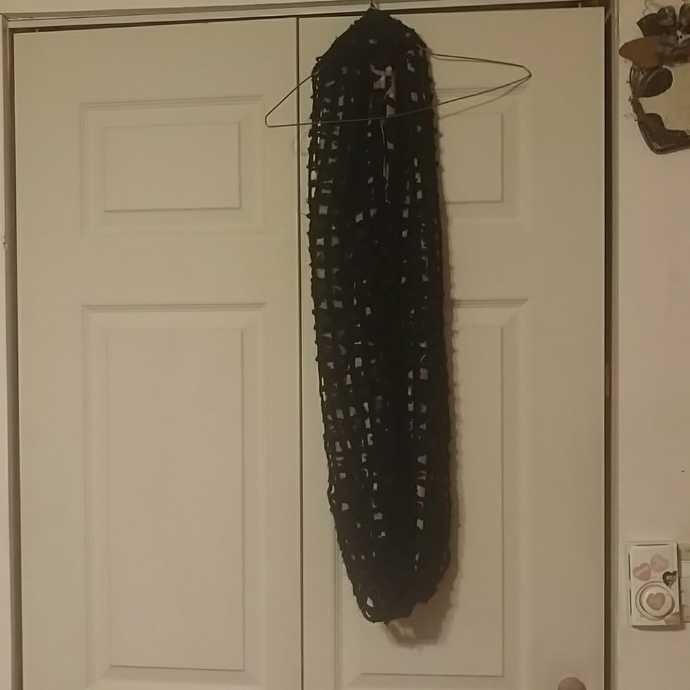 Scarf - Picture 3 of 5